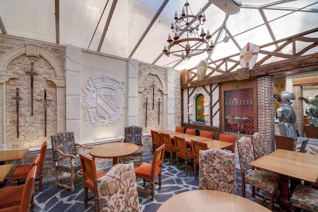 Brit Hotel Comtes De Champagne - Troyes Centre Historique Restoran foto