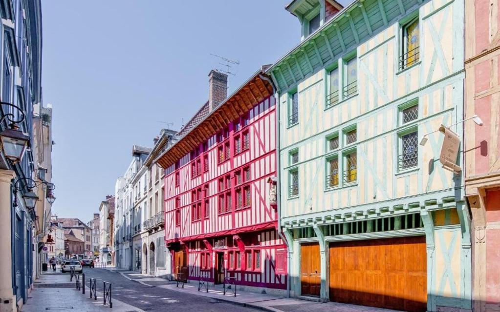 Brit Hotel Comtes De Champagne - Troyes Centre Historique Bagian luar foto