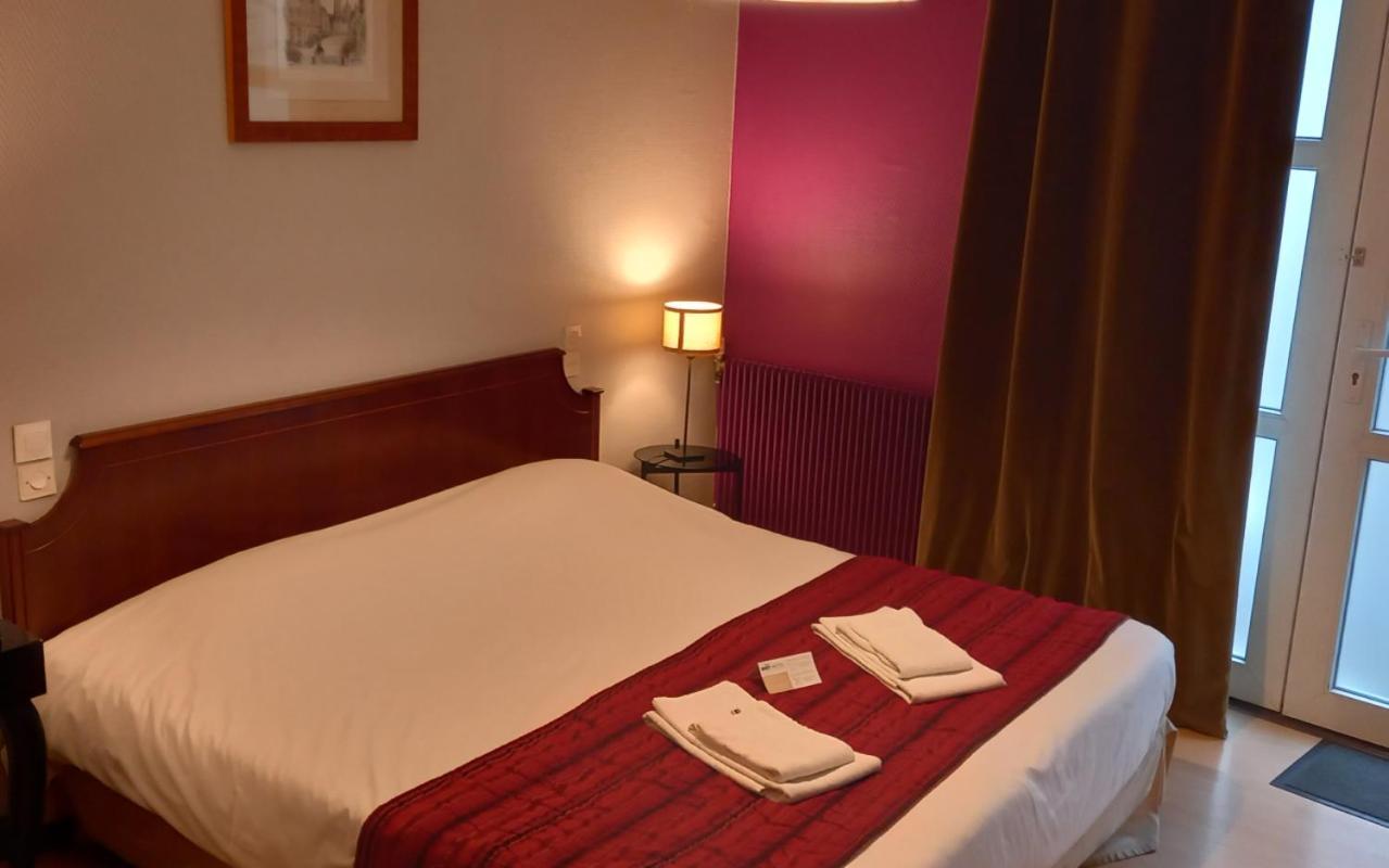 Brit Hotel Comtes De Champagne - Troyes Centre Historique Bagian luar foto