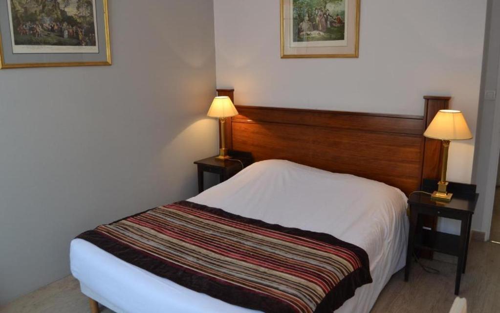 Brit Hotel Comtes De Champagne - Troyes Centre Historique Bagian luar foto
