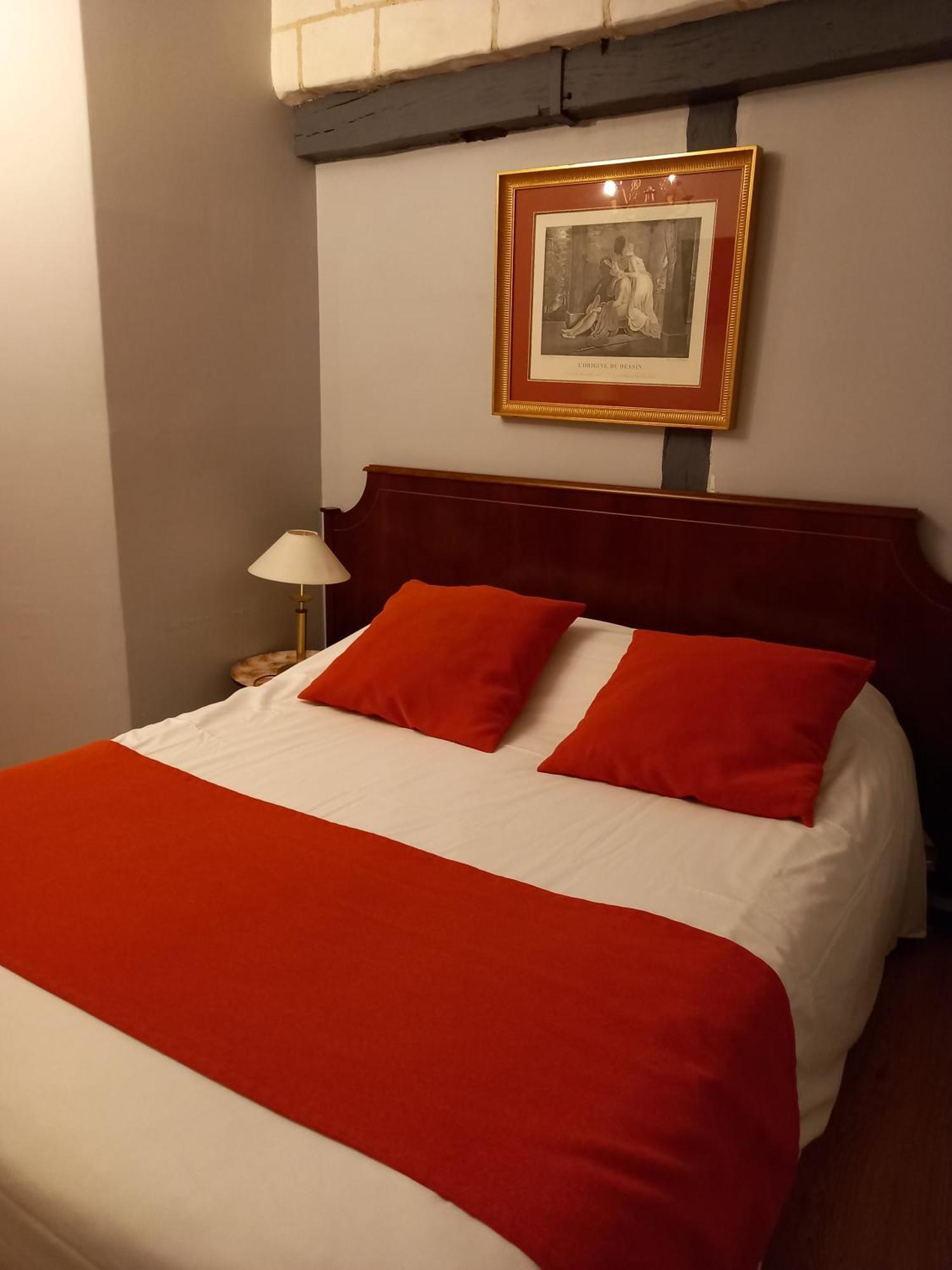 Brit Hotel Comtes De Champagne - Troyes Centre Historique Bagian luar foto
