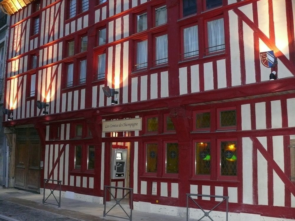 Brit Hotel Comtes De Champagne - Troyes Centre Historique Bagian luar foto